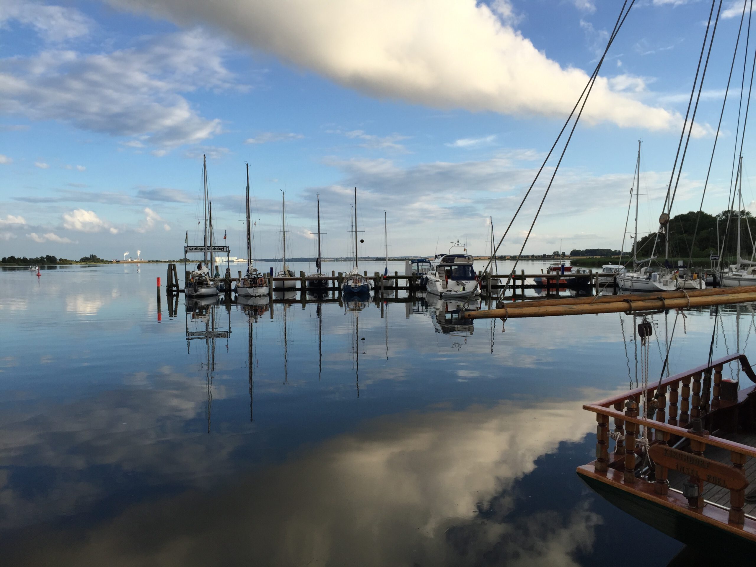 Wismar und Insel Poel mit dem Rad, Hafen Kirchdorf